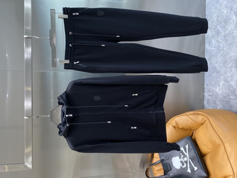 Brunello Cucinelli Suits